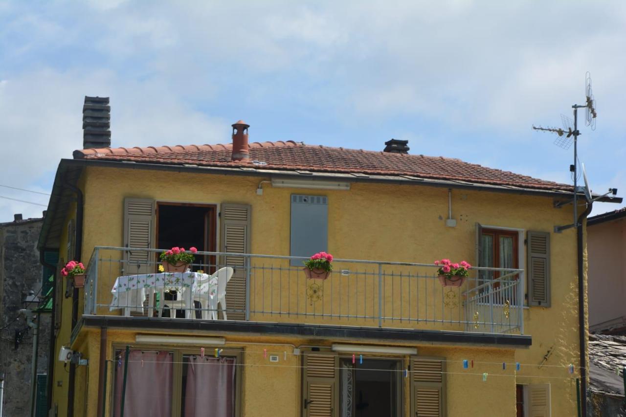 Agriturismo Ghirlanda Norma Rita Carrodano Inferiore المظهر الخارجي الصورة