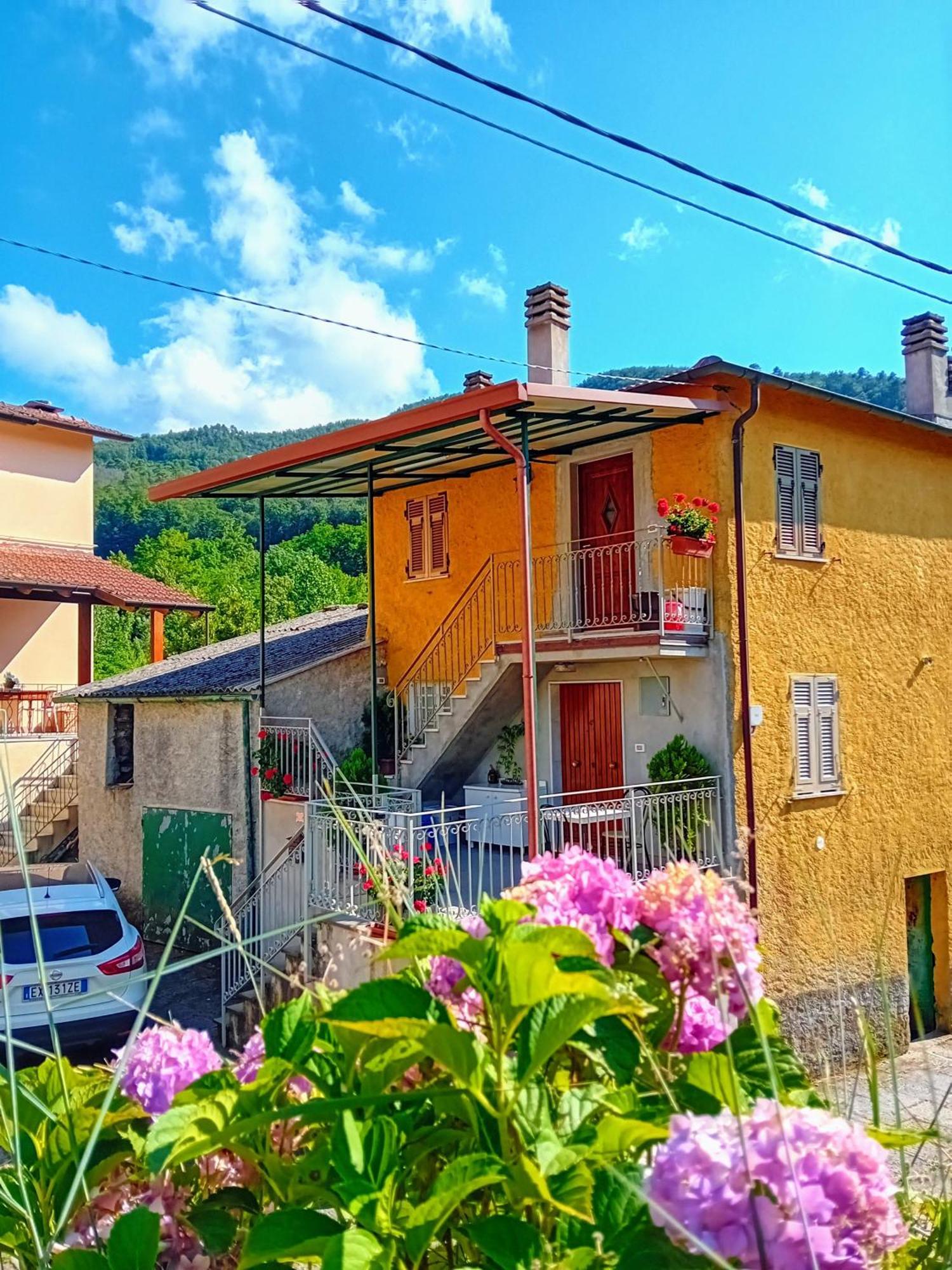 Agriturismo Ghirlanda Norma Rita Carrodano Inferiore المظهر الخارجي الصورة