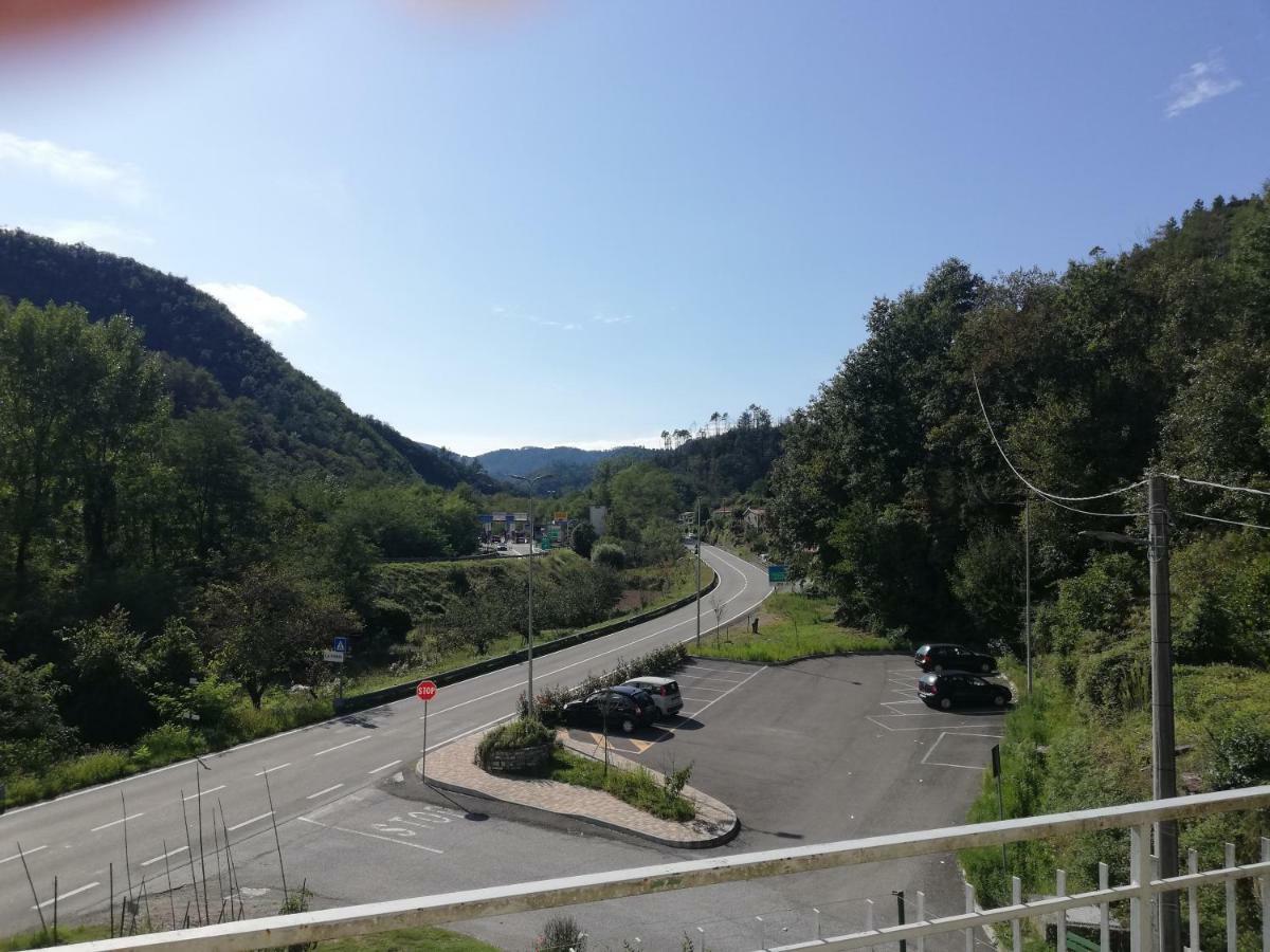 Agriturismo Ghirlanda Norma Rita Carrodano Inferiore المظهر الخارجي الصورة